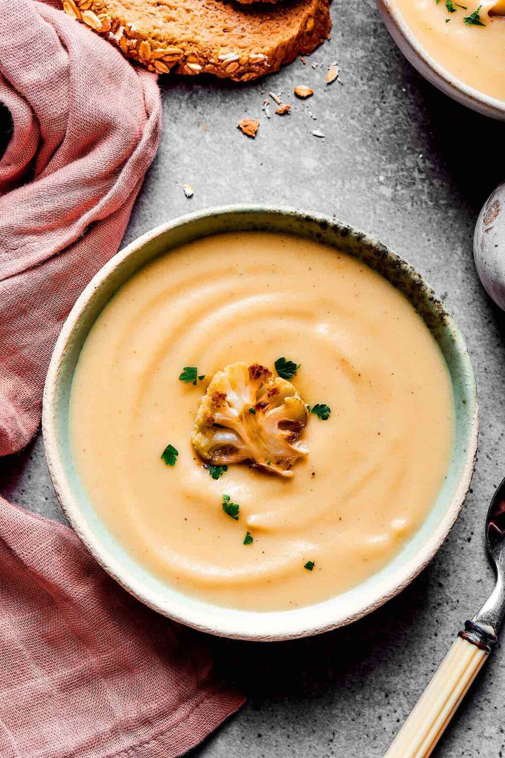 Roasted Cauliflower Soup