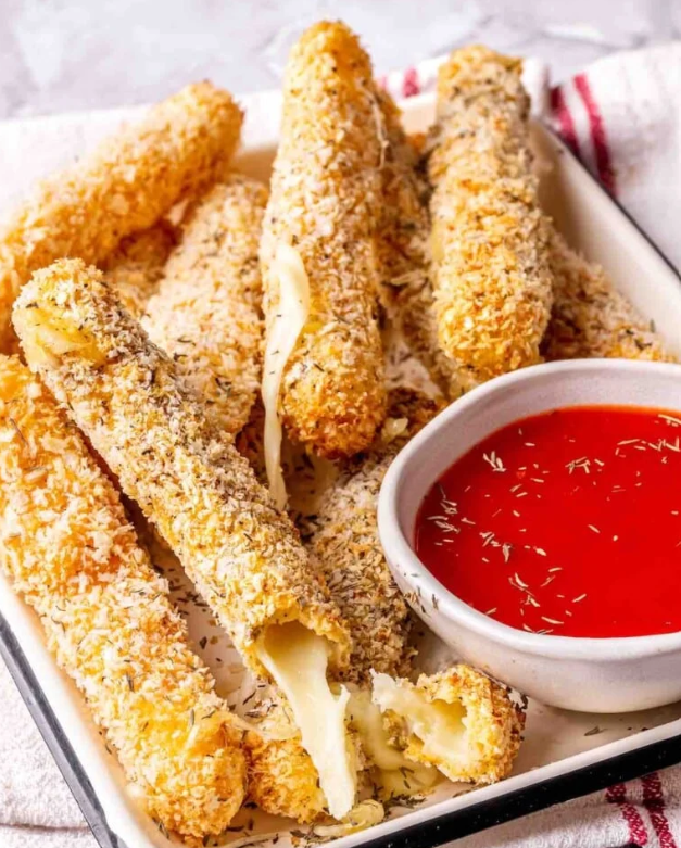 Air Fryer Mozzarella Sticks